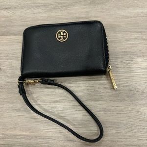 Tory Burch wristlet EUC